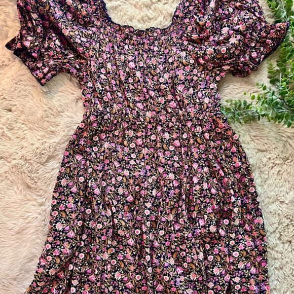 Old Navy Floral Puff Sleeve Dress – Size Small, Smocked Bodice - Picture 3 of 3